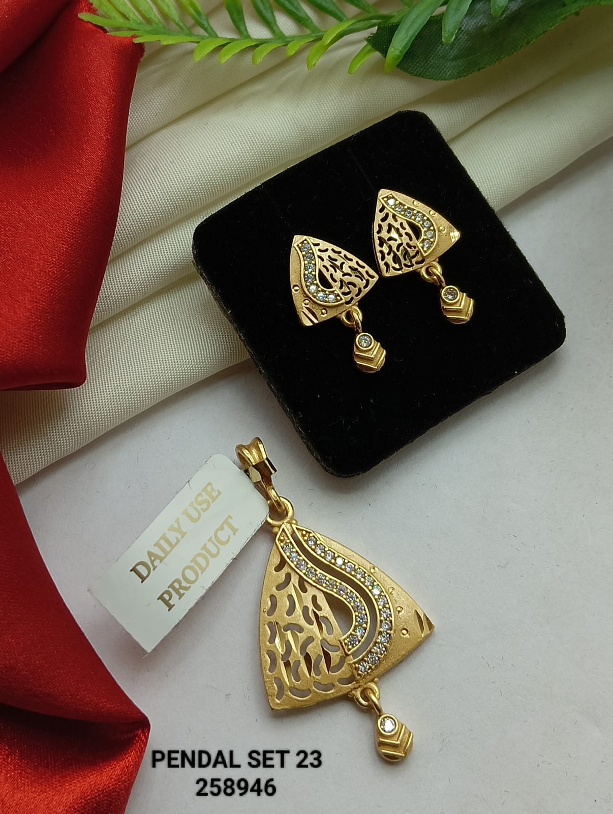 Riya AD Pendant & Earring Set